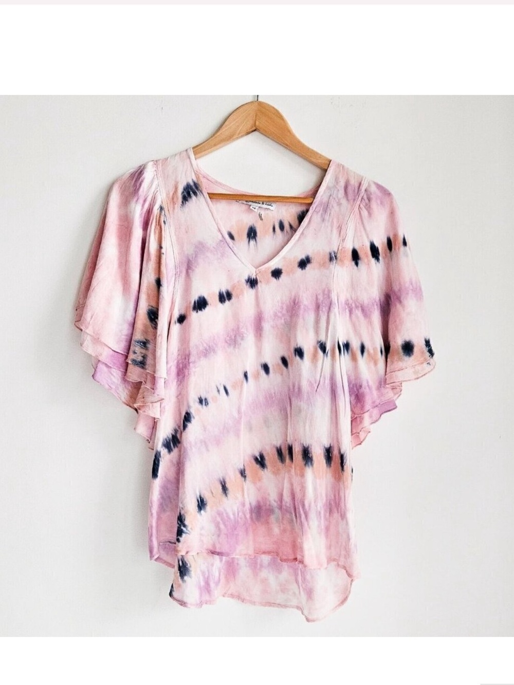 🎉HP 🎉 Young, Fabulous, and Broke Tie-Dye Flutter Sleeve V-Neck Top in Pink, M